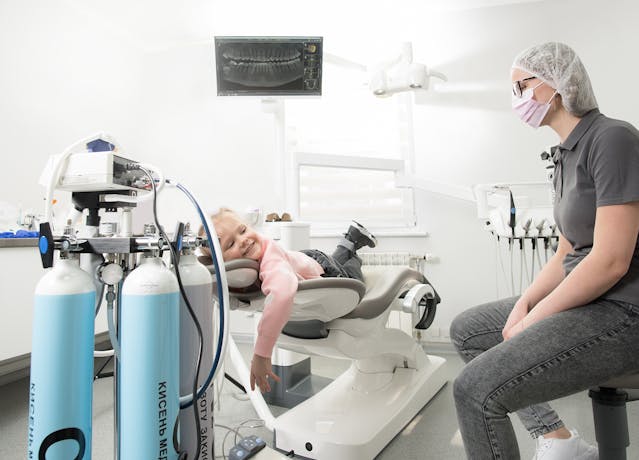 child at dentist